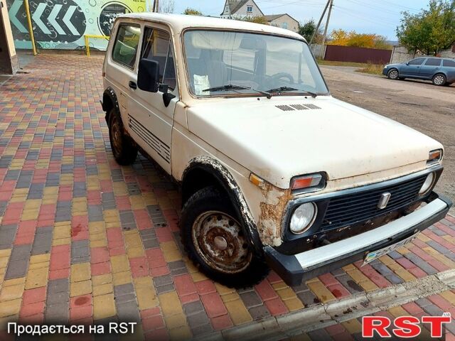 Бежевый ВАЗ Нива, объемом двигателя 1.6 л и пробегом 43 тыс. км за 900 $, фото 5 на Automoto.ua