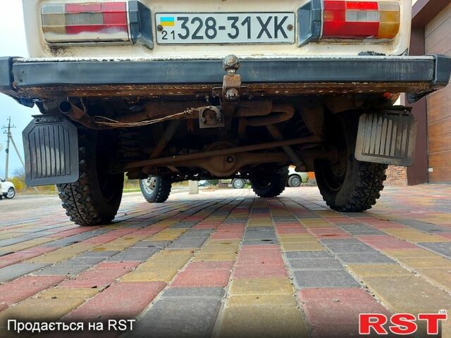 Бежевый ВАЗ Нива, объемом двигателя 1.6 л и пробегом 43 тыс. км за 900 $, фото 2 на Automoto.ua