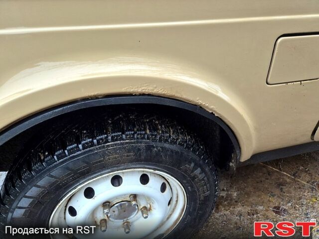 Бежевий ВАЗ Нива, об'ємом двигуна 1.6 л та пробігом 150 тис. км за 2200 $, фото 6 на Automoto.ua