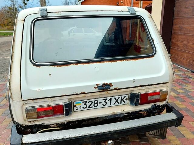 Бежевый ВАЗ Нива, объемом двигателя 1.6 л и пробегом 43 тыс. км за 900 $, фото 1 на Automoto.ua