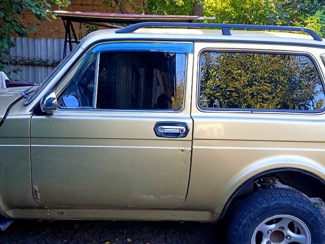 Бежевый ВАЗ Нива, объемом двигателя 1.6 л и пробегом 0 тыс. км за 1430 $, фото 2 на Automoto.ua