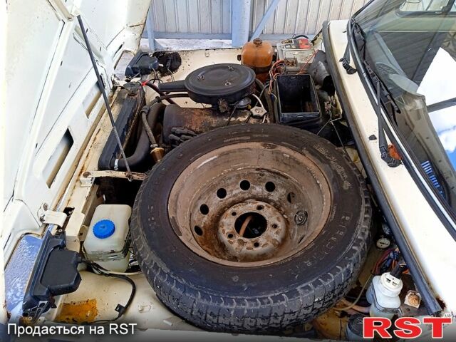 Бежевый ВАЗ Нива, объемом двигателя 1.6 л и пробегом 200 тыс. км за 1199 $, фото 12 на Automoto.ua