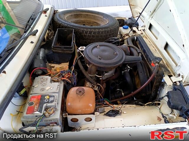 Бежевый ВАЗ Нива, объемом двигателя 1.6 л и пробегом 200 тыс. км за 1199 $, фото 3 на Automoto.ua