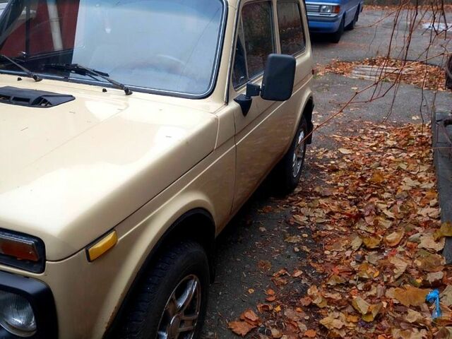 Бежевий ВАЗ Нива, об'ємом двигуна 1.6 л та пробігом 0 тис. км за 3000 $, фото 3 на Automoto.ua