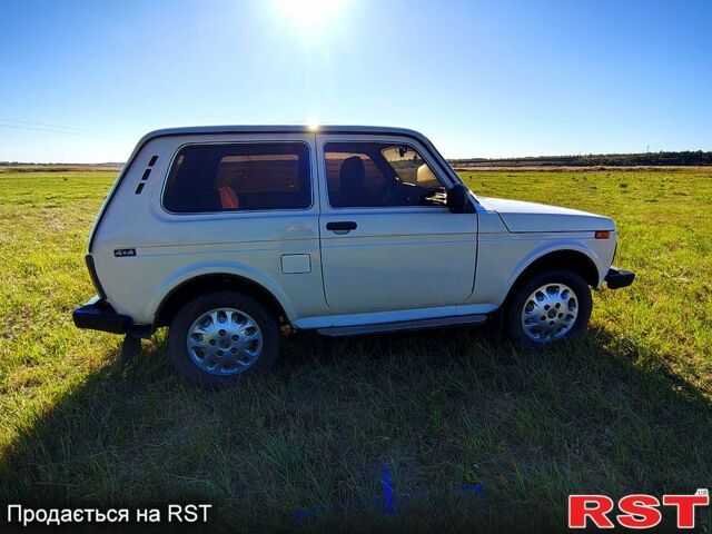 Бежевий ВАЗ Нива, об'ємом двигуна 1.7 л та пробігом 231 тис. км за 3400 $, фото 3 на Automoto.ua