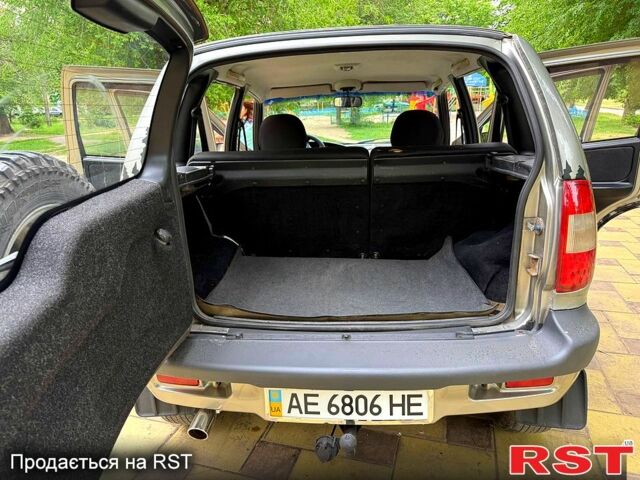 Бежевый ВАЗ Нива, объемом двигателя 1.7 л и пробегом 200 тыс. км за 2500 $, фото 8 на Automoto.ua