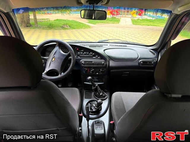 Бежевый ВАЗ Нива, объемом двигателя 1.7 л и пробегом 200 тыс. км за 2500 $, фото 6 на Automoto.ua