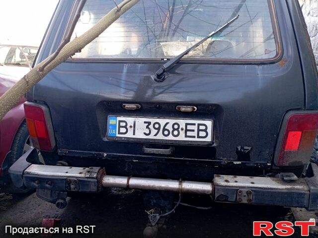 Черный ВАЗ Нива, объемом двигателя 1.7 л и пробегом 159 тыс. км за 1650 $, фото 4 на Automoto.ua