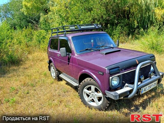 Фіолетовий ВАЗ Нива, об'ємом двигуна 1.6 л та пробігом 0 тис. км за 3000 $, фото 5 на Automoto.ua