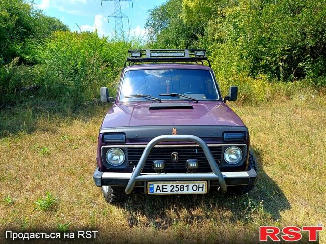 Фіолетовий ВАЗ Нива, об'ємом двигуна 1.6 л та пробігом 0 тис. км за 3000 $, фото 4 на Automoto.ua