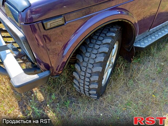 Фіолетовий ВАЗ Нива, об'ємом двигуна 1.6 л та пробігом 0 тис. км за 3000 $, фото 2 на Automoto.ua