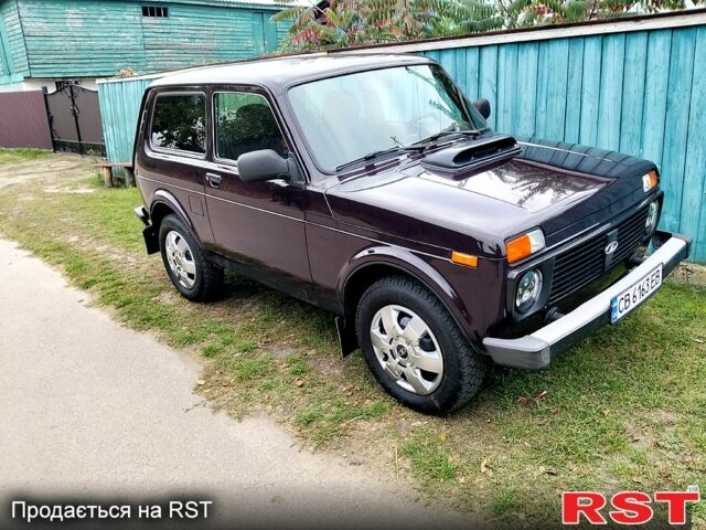 Фиолетовый ВАЗ Нива, объемом двигателя 1.7 л и пробегом 80 тыс. км за 4850 $, фото 1 на Automoto.ua