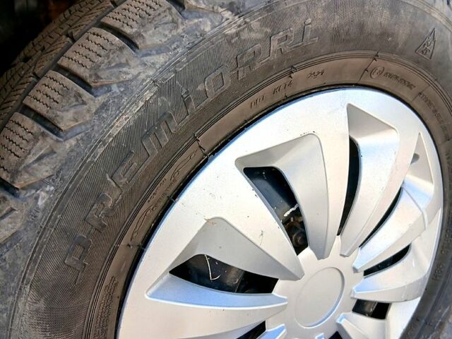 Коричневий ВАЗ Нива, об'ємом двигуна 1.7 л та пробігом 190 тис. км за 2950 $, фото 6 на Automoto.ua