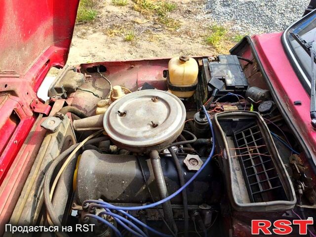 Червоний ВАЗ Нива, об'ємом двигуна 1.6 л та пробігом 100 тис. км за 750 $, фото 6 на Automoto.ua