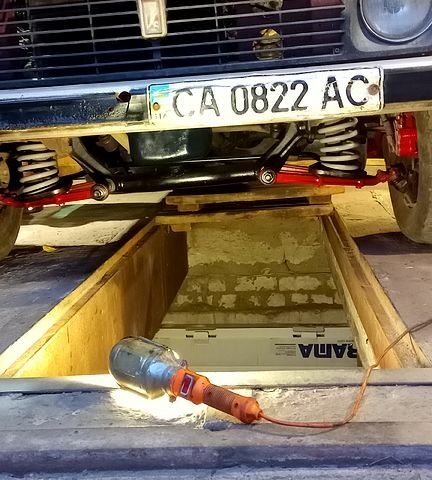 ВАЗ Нива 1980 у Светловдске на Automoto.ua Червоний ВАЗ Нива, об'ємом двигуна 1.6 л та пробігом 103 тис. км за 1000 $, фото 3 на Automoto.ua