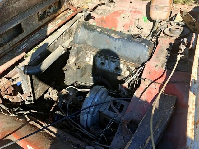 Красный ВАЗ Нива, объемом двигателя 1.6 л и пробегом 200 тыс. км за 1000 $, фото 6 на Automoto.ua