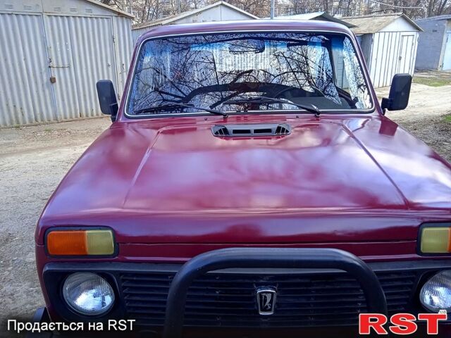 Червоний ВАЗ Нива, об'ємом двигуна 1.6 л та пробігом 0 тис. км за 2800 $, фото 7 на Automoto.ua