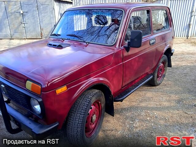 Червоний ВАЗ Нива, об'ємом двигуна 1.6 л та пробігом 0 тис. км за 2800 $, фото 6 на Automoto.ua