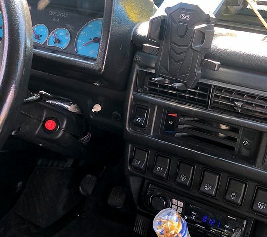 Красный ВАЗ Нива, объемом двигателя 1.9 л и пробегом 50 тыс. км за 2500 $, фото 8 на Automoto.ua