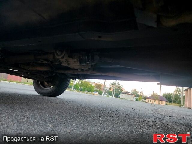 Красный ВАЗ Нива, объемом двигателя 1.6 л и пробегом 0 тыс. км за 1100 $, фото 7 на Automoto.ua