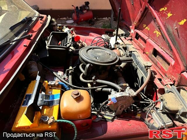 Красный ВАЗ Нива, объемом двигателя 1.6 л и пробегом 0 тыс. км за 2000 $, фото 11 на Automoto.ua