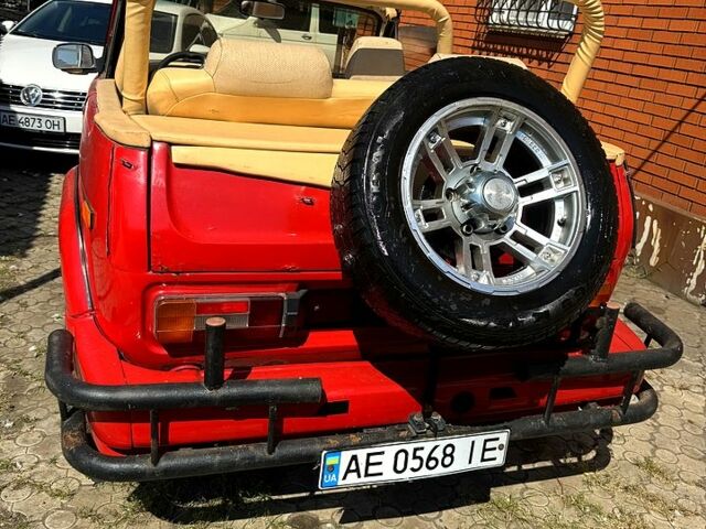 Червоний ВАЗ Нива, об'ємом двигуна 1.6 л та пробігом 0 тис. км за 2000 $, фото 2 на Automoto.ua