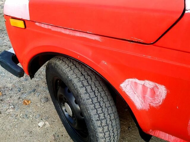 Красный ВАЗ Нива, объемом двигателя 1.6 л и пробегом 135 тыс. км за 1900 $, фото 7 на Automoto.ua