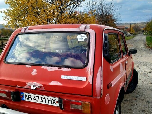 Красный ВАЗ Нива, объемом двигателя 1.6 л и пробегом 135 тыс. км за 1900 $, фото 12 на Automoto.ua
