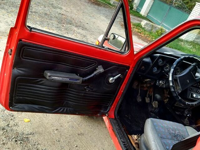 Красный ВАЗ Нива, объемом двигателя 1.6 л и пробегом 135 тыс. км за 1900 $, фото 8 на Automoto.ua