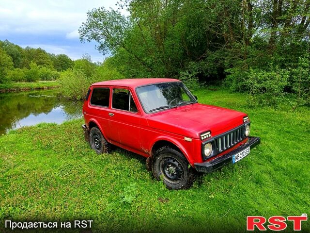 Червоний ВАЗ Нива, об'ємом двигуна 1.6 л та пробігом 0 тис. км за 1500 $, фото 1 на Automoto.ua