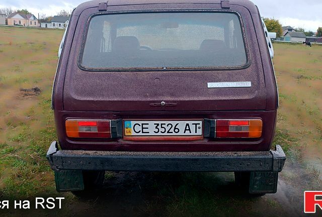 Красный ВАЗ Нива, объемом двигателя 1.6 л и пробегом 0 тыс. км за 1700 $, фото 2 на Automoto.ua