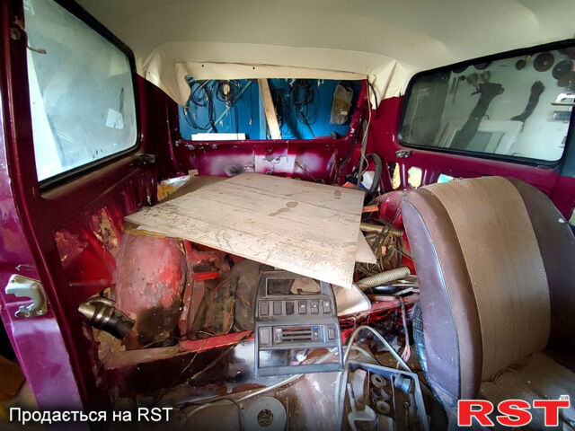 Красный ВАЗ Нива, объемом двигателя 1.7 л и пробегом 62 тыс. км за 1600 $, фото 9 на Automoto.ua