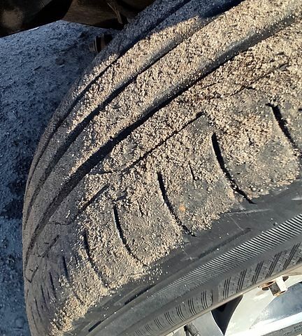 Червоний ВАЗ Нива, об'ємом двигуна 1.7 л та пробігом 250 тис. км за 2500 $, фото 3 на Automoto.ua