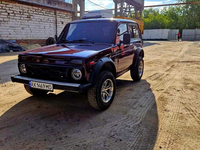 Червоний ВАЗ Нива, об'ємом двигуна 1.7 л та пробігом 0 тис. км за 5500 $, фото 5 на Automoto.ua