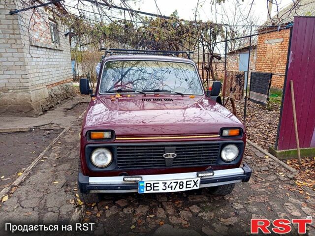 Красный ВАЗ Нива, объемом двигателя 1.7 л и пробегом 0 тыс. км за 4000 $, фото 2 на Automoto.ua