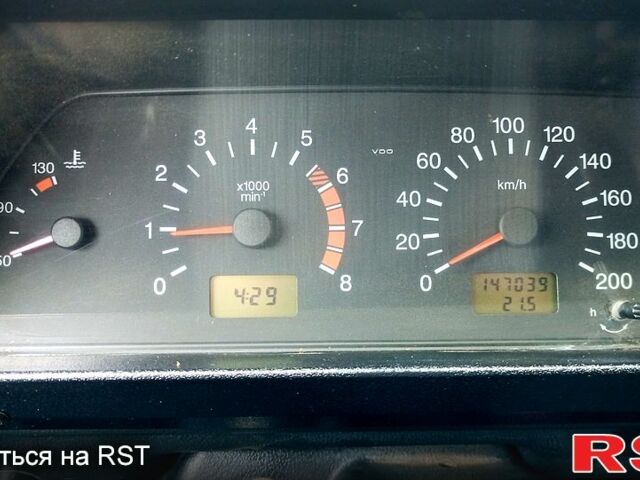Красный ВАЗ Нива, объемом двигателя 1.7 л и пробегом 145 тыс. км за 2600 $, фото 10 на Automoto.ua