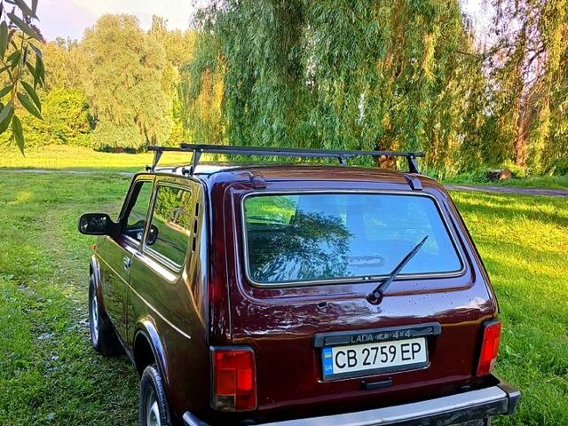Червоний ВАЗ Нива, об'ємом двигуна 1.7 л та пробігом 235 тис. км за 4600 $, фото 3 на Automoto.ua