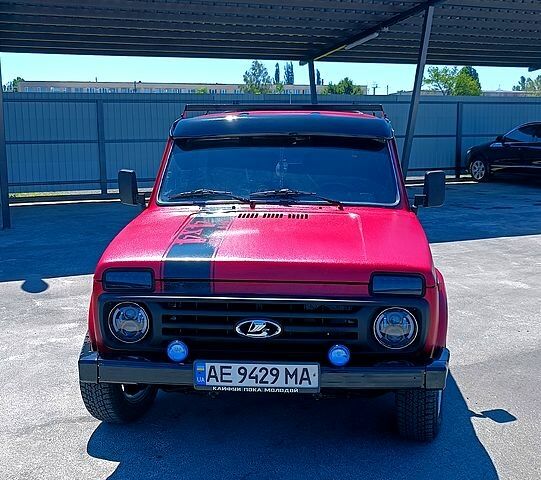 ВАЗ Нива, объемом двигателя 1.6 л и пробегом 330 тыс. км за 2000 $, фото 1 на Automoto.ua