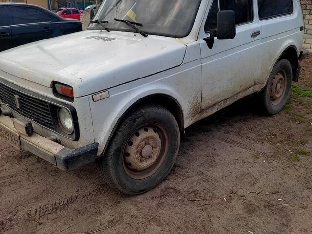 ВАЗ Нива, объемом двигателя 1.6 л и пробегом 260 тыс. км за 1200 $, фото 1 на Automoto.ua