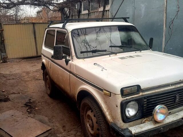 ВАЗ Нива, объемом двигателя 16 л и пробегом 0 тыс. км за 1250 $, фото 2 на Automoto.ua