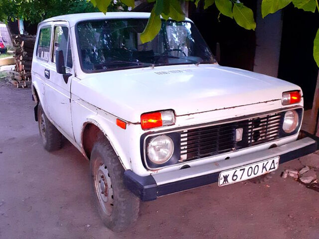 ВАЗ Нива, об'ємом двигуна 1.6 л та пробігом 0 тис. км за 1000 $, фото 1 на Automoto.ua