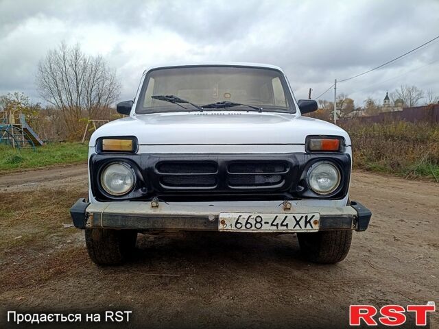 ВАЗ Нива, объемом двигателя 1.6 л и пробегом 111 тыс. км за 1250 $, фото 1 на Automoto.ua