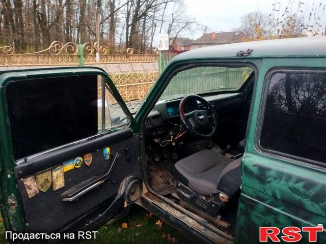 ВАЗ Нива, об'ємом двигуна 1.6 л та пробігом 225 тис. км за 1750 $, фото 2 на Automoto.ua