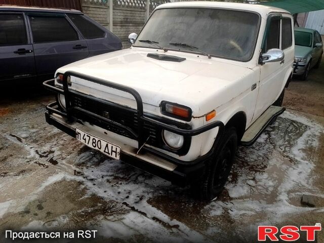 ВАЗ Нива, объемом двигателя 1.6 л и пробегом 0 тыс. км за 1300 $, фото 2 на Automoto.ua