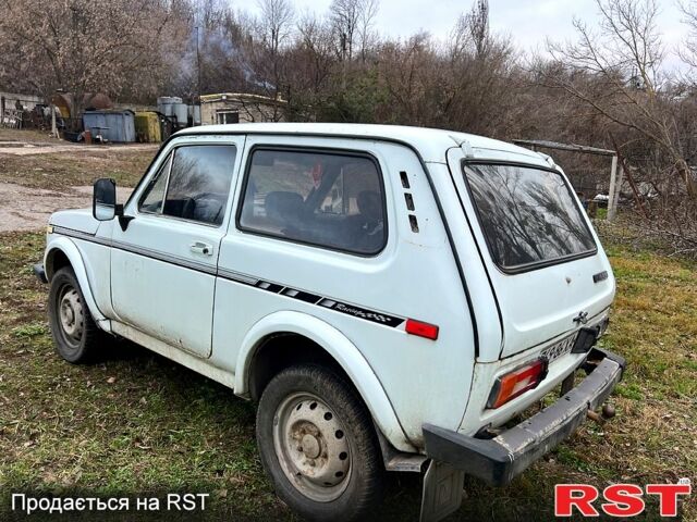 ВАЗ Нива, объемом двигателя 1.6 л и пробегом 200 тыс. км за 850 $, фото 9 на Automoto.ua