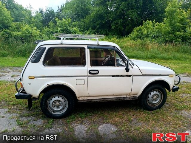 ВАЗ Нива, объемом двигателя 1.6 л и пробегом 100 тыс. км за 1600 $, фото 1 на Automoto.ua