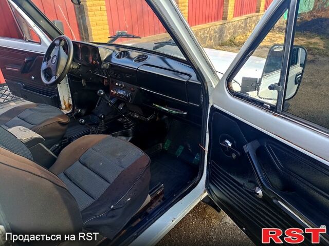 ВАЗ Нива, объемом двигателя 1.6 л и пробегом 148 тыс. км за 2200 $, фото 9 на Automoto.ua