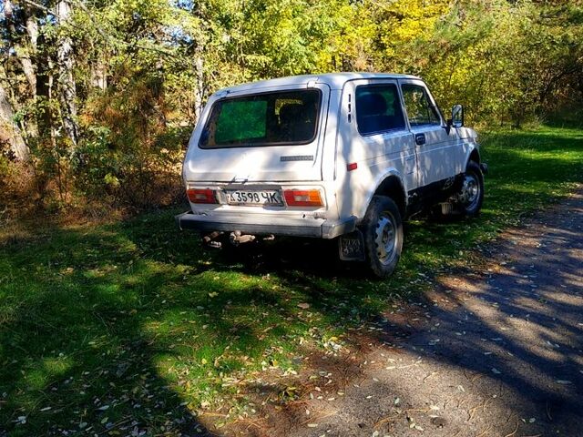 ВАЗ Нива, объемом двигателя 1.6 л и пробегом 0 тыс. км за 1500 $, фото 2 на Automoto.ua