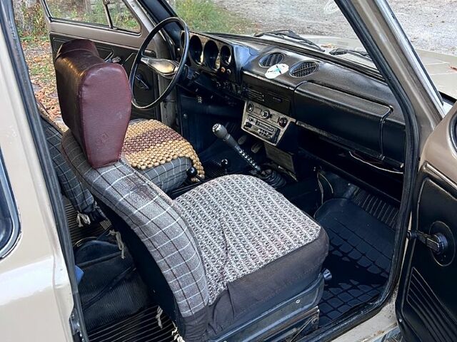 ВАЗ Нива, объемом двигателя 1.6 л и пробегом 77 тыс. км за 1700 $, фото 5 на Automoto.ua