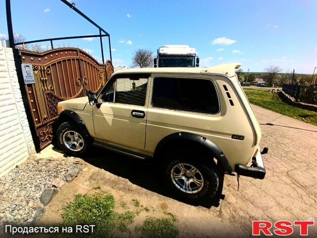 ВАЗ Нива, объемом двигателя 1.6 л и пробегом 0 тыс. км за 1500 $, фото 2 на Automoto.ua